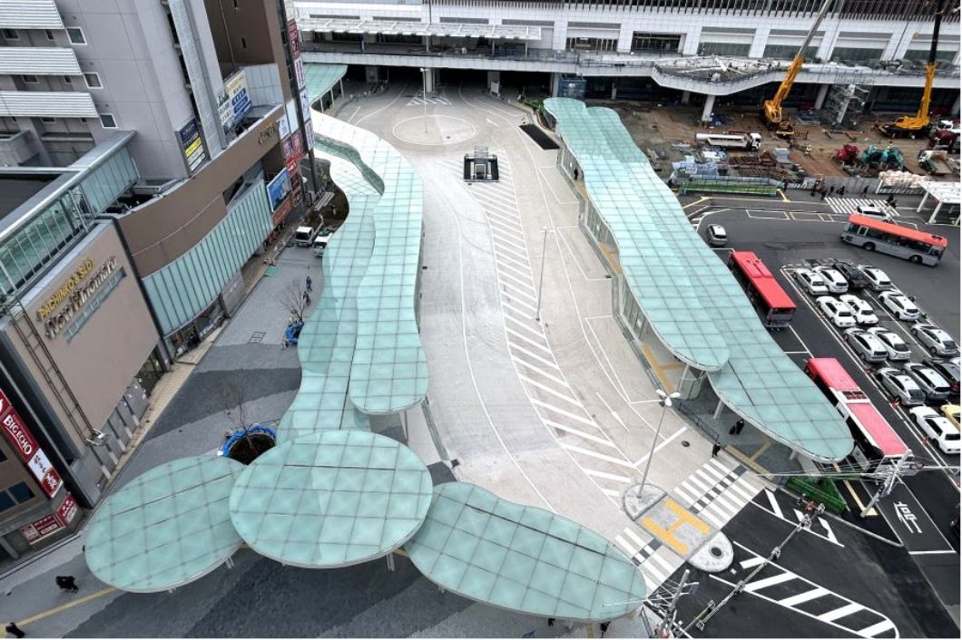 新潟駅万代広場